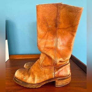 Vintage Frye Campus boots, saddle brown leather, size 7. Bought in 2005.